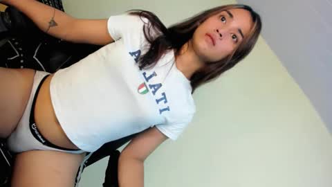 Snapshot of hottiekiraa chatting on January 31, 8:07 pm hottiekiraa online show from January 31, 8:07 pm