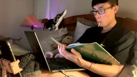 hottiewithabody101 online show from March 29, 4:29 pm