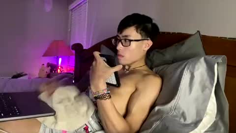 hottiewithabody101 online show from June 26, 3:11 am