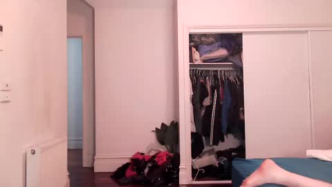 Greek godess online show from July 4, 7:36 am