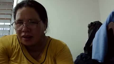 hottycrissy4u online show from April 15, 8:32 am