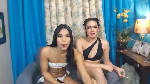 Snapshot of hotwildladyboy_maxine4uxxx chatting on October 2, 2:13 pm Pretty Maxine online show from October 2, 2:13 pm