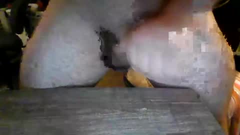 hrnyymff online show from March 3, 2:01 pm