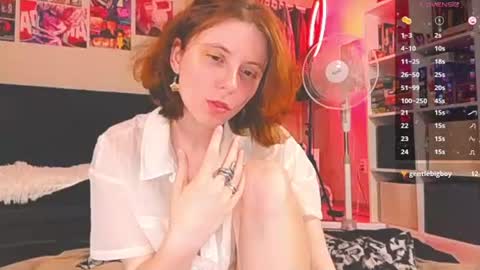 Alice online show from June 15, 7:49 pm