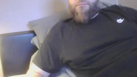 BeardGuy12 online show from December 4, 7:23 pm