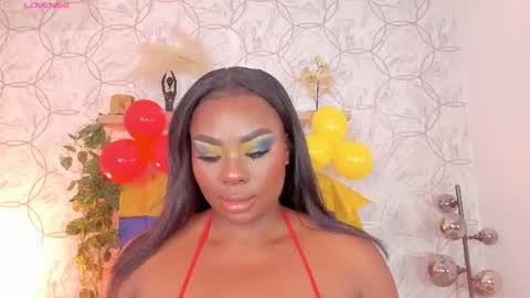 Snapshot of huge_boobs_ebony chatting on June 23, 7:12 pm huge boobs ebony online show from June 23, 7:12 pm