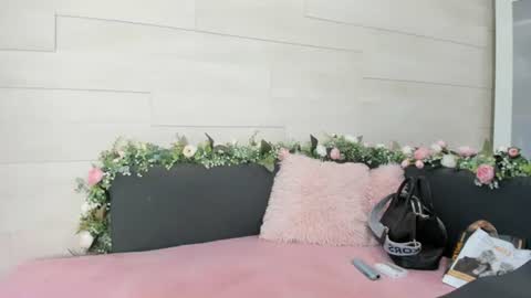 Erin online show from July 16, 7:25 am