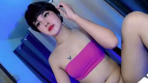 Snapshot of hugecockyanny chatting on June 28, 3:34 am Yhanie online show from June 28, 3:34 am