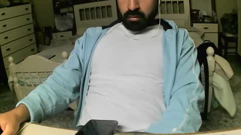 Snapshot of hugeveiny chatting on April 23, 3:58 pm hugeveiny online show from April 23, 3:58 pm
