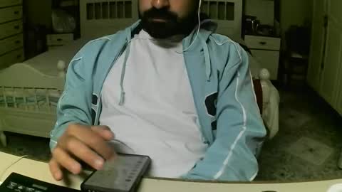 Snapshot of hugeveiny chatting on May 5, 4:37 pm hugeveiny online show from May 5, 4:37 pm