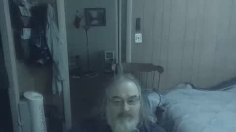 Snapshot of huggybear566 chatting on March 13, 2:56 pm lonely huggy bear online show from March 13, 2:56 pm
