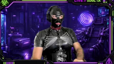 Snapshot of humandr0id chatting on May 5, 6:49 pm Humandroid online show from May 5, 6:49 pm