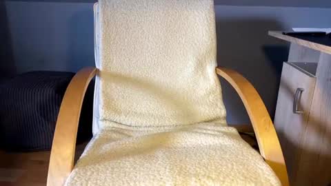 Snapshot of hundick_69 chatting on July 16, 12:55 pm hundick_69 online show from July 16, 12:55 pm