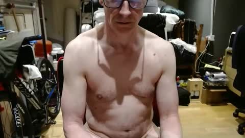 Snapshot of hung1mike chatting on March 29, 10:21 pm hung1mike online show from March 29, 10:21 pm