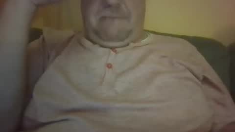 Snapshot of hungarianfatcockdady chatting on June 8, 7:47 pm vastagfasz magyar apuci online show from June 8, 7:47 pm