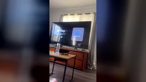 hungbull81 online show from June 7, 1:43 am