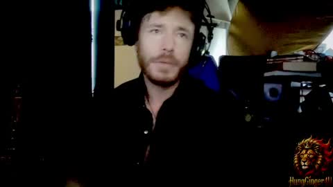 HungGinger4U online show from May 4, 2:07 am