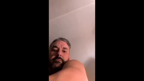 hungitalian40 online show from February 7, 3:32 am