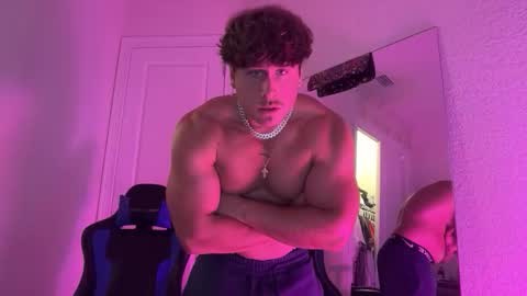 hungkingg22 online show from April 3, 6:39 pm