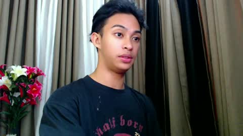 hunk_edward online show from July 13, 11:13 am