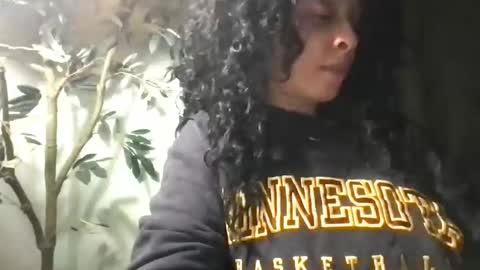 Goddess Hunyy online show from March 31, 5:30 am