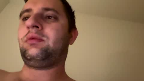 Snapshot of hurka236 chatting on February 26, 1:11 am Jduhhwnn online show from February 26, 1:11 am