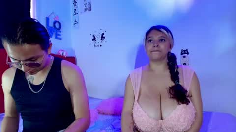 Snapshot of husbands_horny chatting on July 7, 11:14 am husbands_horny online show from July 7, 11:14 am