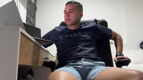 hvm20 online show from April 25, 3:53 pm