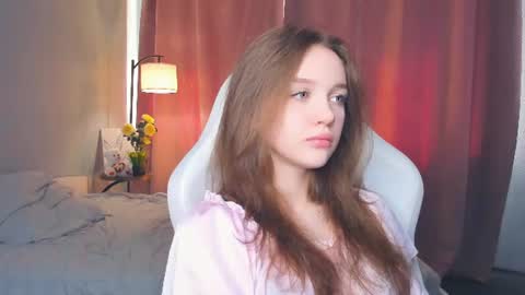 Lily online show from July 3, 7:15 am