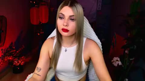 hyileyclark online show from March 27, 9:21 am