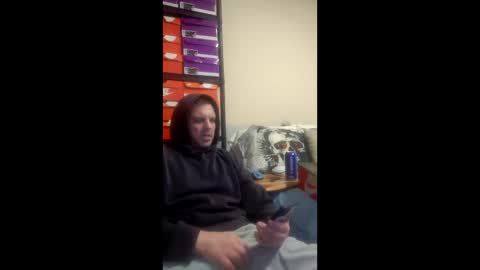 Snapshot of i124nakwitu chatting on February 8, 7:56 am i124nakwitu online show from February 8, 7:56 am