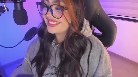 Ari online show from February 4, 1:33 am