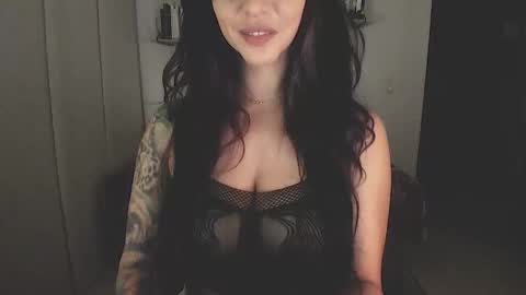 Lana Banana online show from November 9, 4:00 am