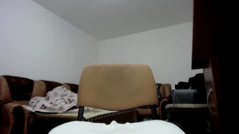 Snapshot of i_like_older_men chatting on July 13, 5:43 am i_like_older_men online show from July 13, 5:43 am