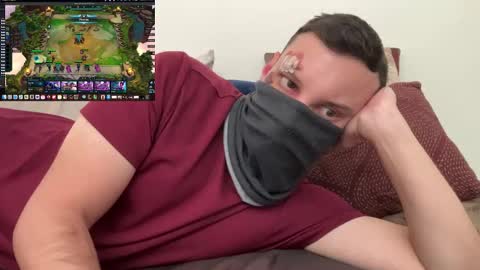 Snapshot of i_o_ro chatting on October 27, 3:43 am i o ro online show from October 27, 3:43 am