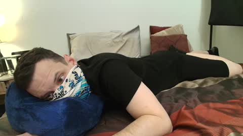 Snapshot of i_o_ro chatting on March 16, 5:02 am i o ro online show from March 16, 5:02 am