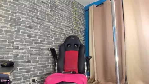 Samy   online show from January 5, 5:27 pm