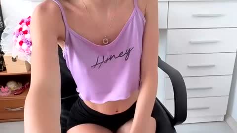 Scarllet online show from June 28, 4:02 pm