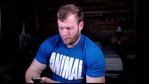 Snapshot of iamfitness1989 chatting on March 19, 12:14 am Mike online show from March 19, 12:14 am