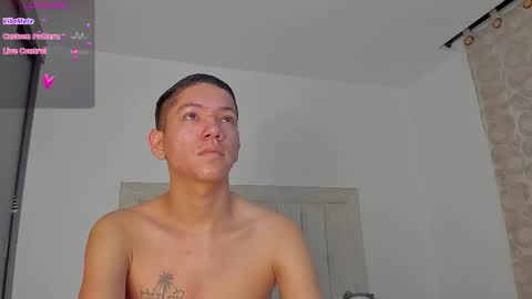 Juliiiiian online show from February 19, 10:55 am