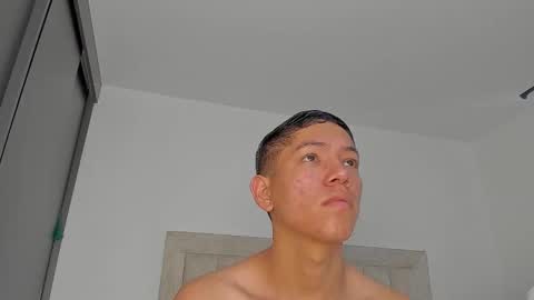 Juliiiiian online show from March 3, 11:38 am