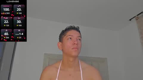 Juliiiiian online show from March 13, 10:33 am