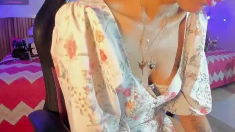 Nayuta online show from December 5, 3:15 am