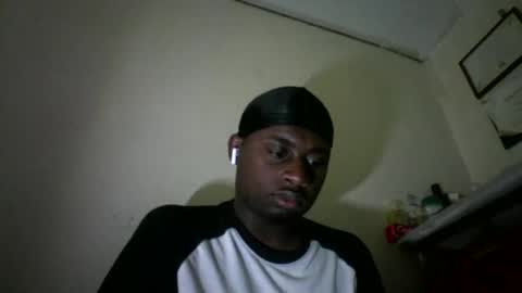 iamryan995442 online show from April 4, 6:16 pm