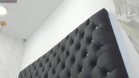 IAN CASTILLO online show from March 10, 11:10 am