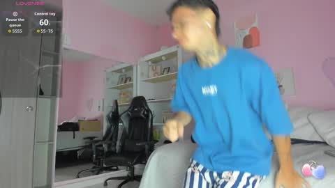 IAN CASTILLO online show from September 13, 11:10 am