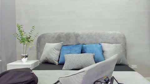Snapshot of ian_castillo_ chatting on July 16, 11:05 am IAN CASTILLO online show from July 16, 11:05 am