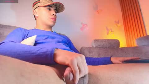 ian online show from February 19, 8:38 pm