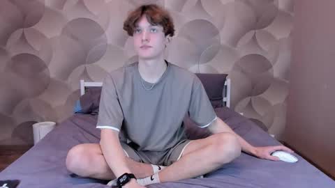 Snapshot of ian_flor chatting on February 4, 3:07 pm Ian Flor online show from February 4, 3:07 pm