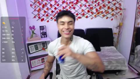 Snapshot of ian_west chatting on March 3, 11:49 am Ian online show from March 3, 11:49 am